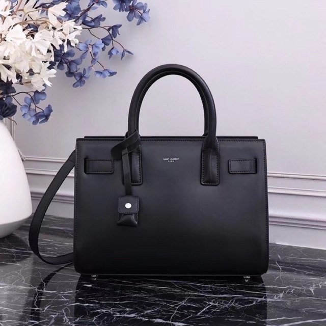 Yves Saint Laurent Bag 32cm CLASSIC SAC DE JOUR BABY IN GRAINED LEATHER พร้อมส่ง