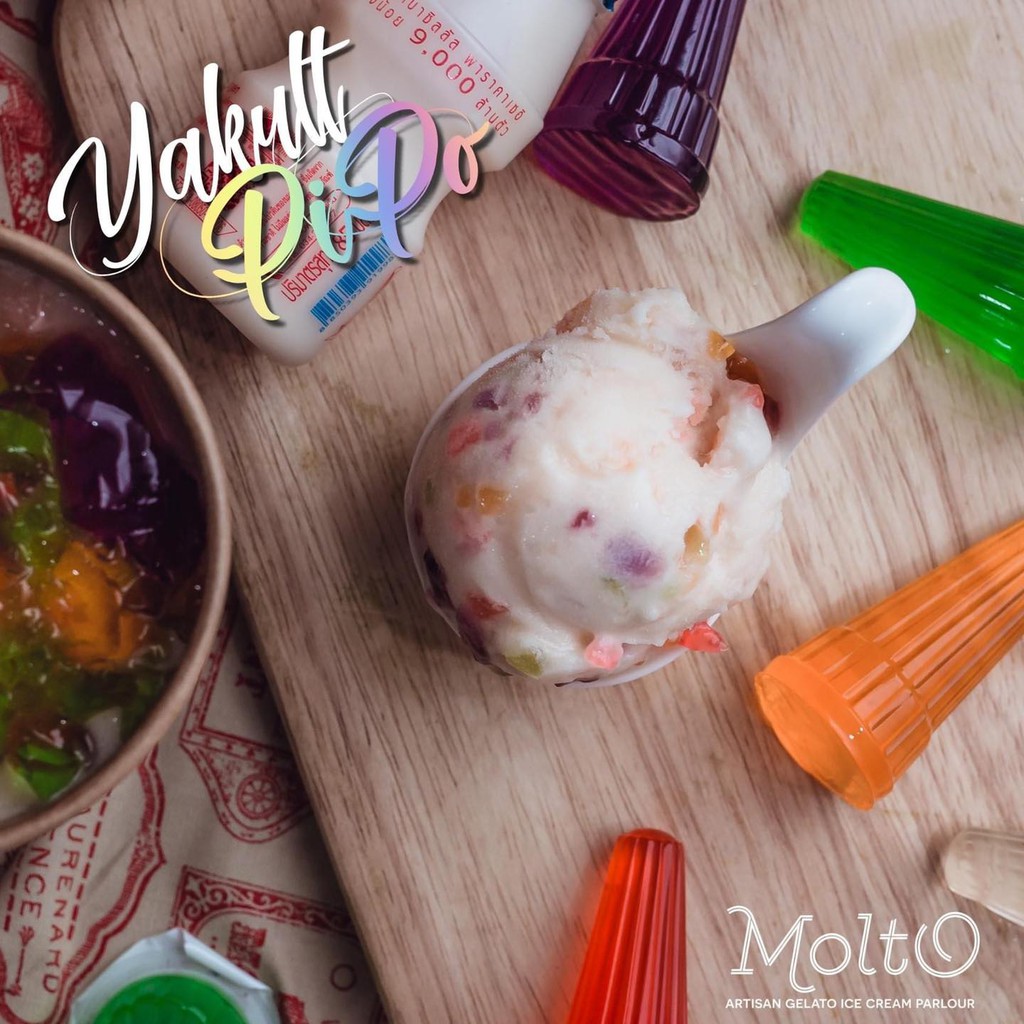 Molto ไอศกรีม รสยาคูลท์ ปีโป้ 16 ออนซ์ - Molto Premium Gelato - Ice cream Yakult Pipo 16 oz. ‼️ซื้อ 