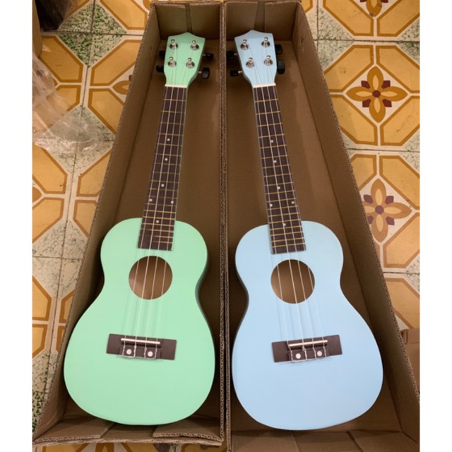 UKULELE CONCERT 23INCH สีเต็ม