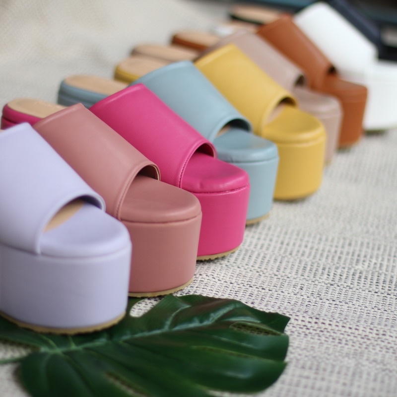 พรัอมส่ง *Cafe​ platform​ KK006​ รองเท้าส้นสูง​ 3.5​นิ้ว​ (size35-40)KIMKUNG รองเท้าส้นตึก platform