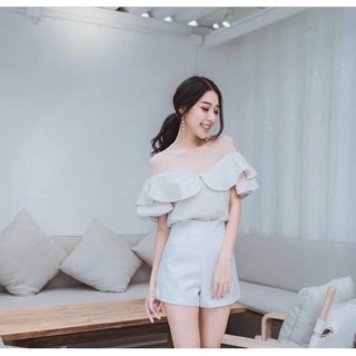 เซ็ทเสื้อน่ารักช่วงบนอกซีทรูสีขาว🕊