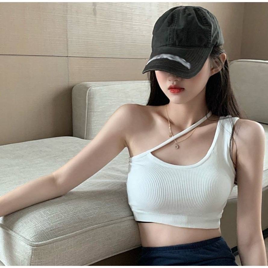 FF.shop- เสื้อกล้ามสายเดี่ยว มีฟองน้ำในตัว สายเดี่ยวไหมพรมผ่าร่อง ยืดเยอะ ครอปครึ่งตัว แมทช์ได้หลายลุค #H9