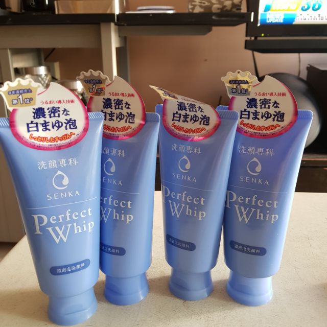 SENKA Perfect whip จากญี่ปุ่น