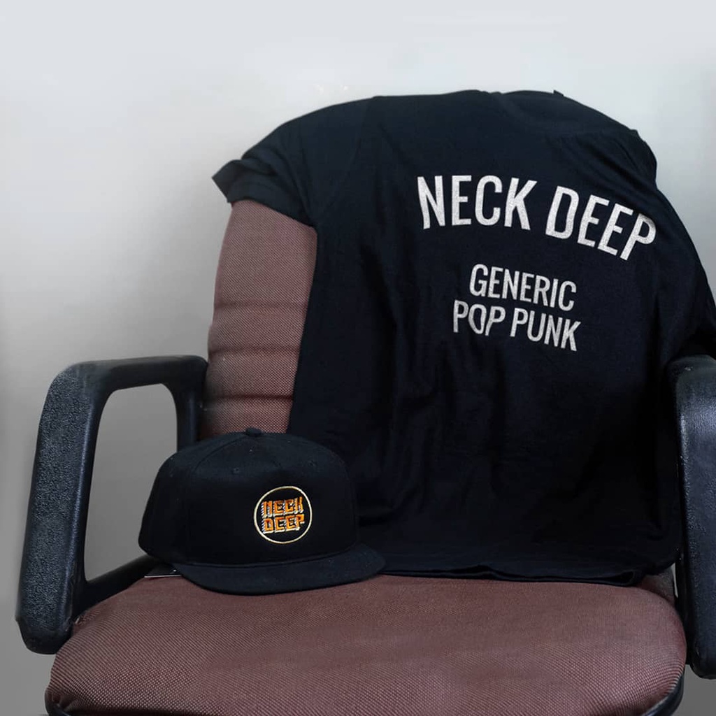 เสื้อยืดคอ DEEP GENERIC POP PUNK FONT | NSA PREMIUM RAP BOOTLEG VINTROCK METAL BAND BIG SIZE BULLT U