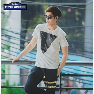 เสื้อแขนสั้น 5th Avenue ลาย สามเหลี่ยม  ของแท้ 100% พร้อมส่ง