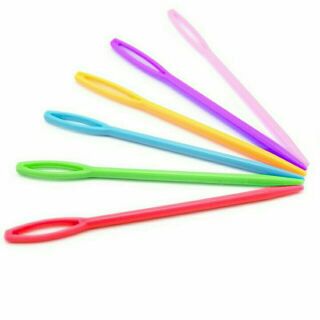 เข็มเย้บแบบพลาสติกคละสีขนาด7cm ( ราคาโหล )🎉🎉🎉70101