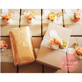 Wedding Gifts ผ้าแพรในแพ็คเกจกล่องคราฟท์