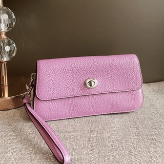 🎀 คล้องมือ ฝาพับ สีม่วง COACH C2298 COACH WRISTLET  SV/VIOLET ORCHID