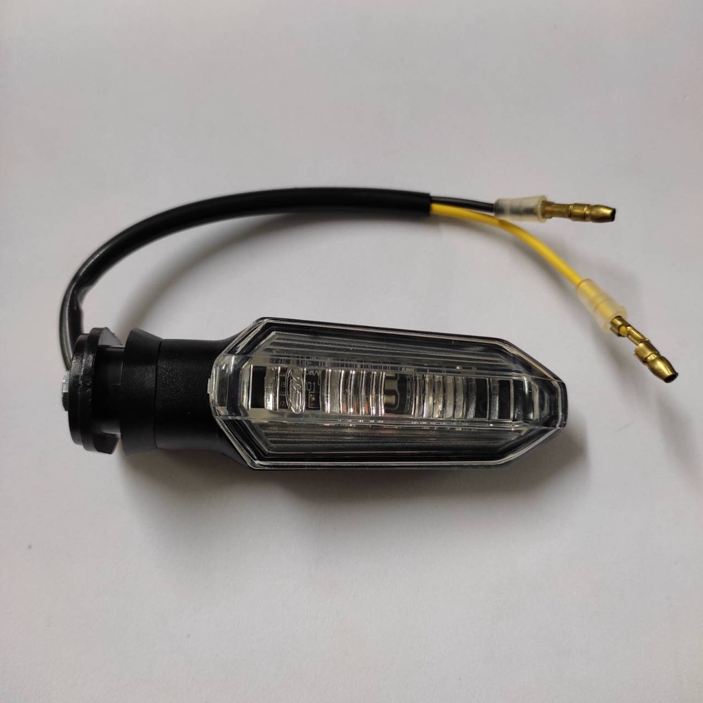 ไฟเลี้ยวหน้า ADV150 ADV160 CB150R CBR150R ไฟเลี้ยวหลัง CLICK125I CLICK150I  เลนส์ใส LED ชุดไฟเลี้ยว WS WINKER  70
