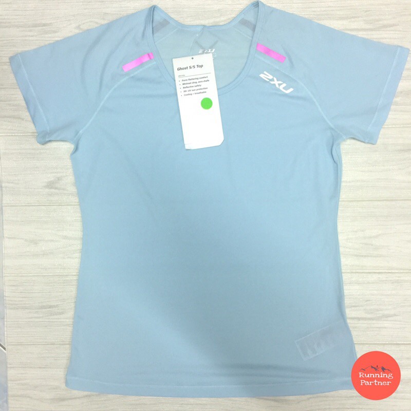 2XU Women’s Ghost S/S Top GHST เสื้อวิ่ง เสื้อออกกำลังกาย เบามาก