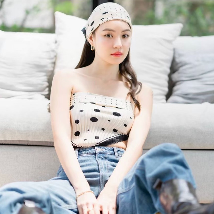 Plume.bkk รุ่น Chubby Dots Scarf ผ้าพันคอ