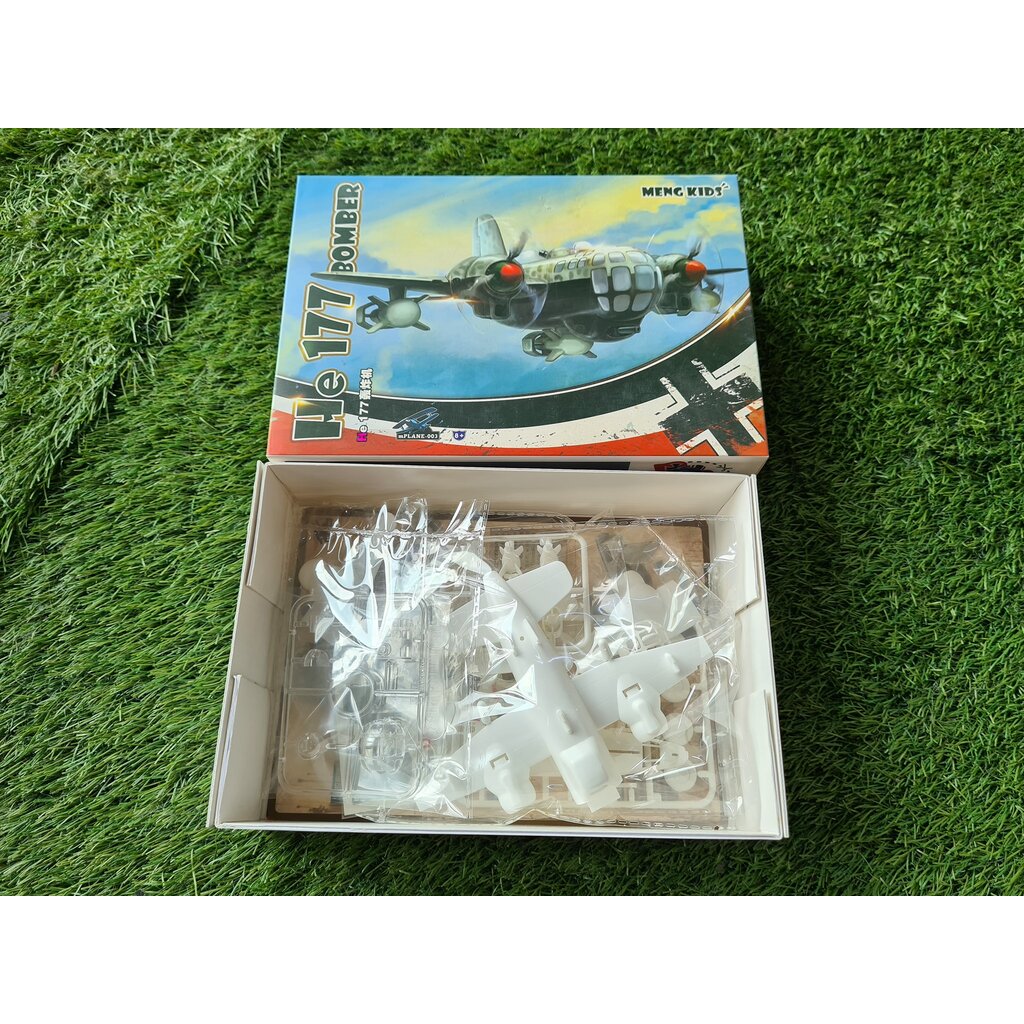MENG kid's Model He 177 BOMBER