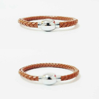 nn_braceletสายรัดข้อมือ RASTACLAT รหัส 090 กำไลข้อมือหนังถักสีน้ำตาลอิฐ ตัวนี้เป็นหนังวัวแท้ๆๆนะคะ