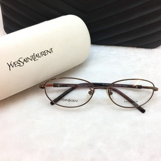 กรอบแว่นตา ไททาเนียม100% กรอบแว่นสายตาผู้หญิงแบบสวยๆ