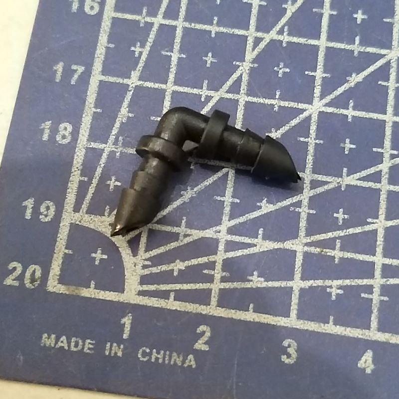 ท่อ Elbow L pe 7mm**