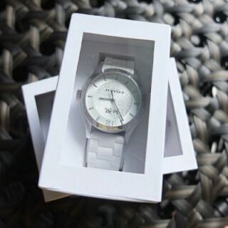 (แท้) Coach boyfriend พร้อมส่ง
สายซิลิโคนนิ่มๆ ใส่สบาย น้ำหนักเบา
หน้าปัด 39mm 
ส่ง 4590 free ems