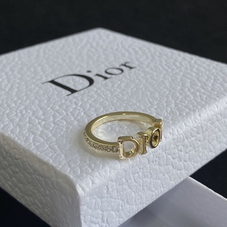 แหวนแฟชั่น ลายตัวอักษร Dior สวยหรู