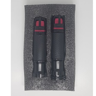 ปลอกแฮนด์ สำหรับใส่กับรถมอเตอร์ไซค์ได้ทุกรุ่น Rizoma สีแดง