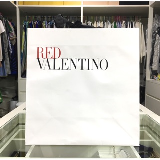 ถุง Red Valentino Size ใหญ่สุด