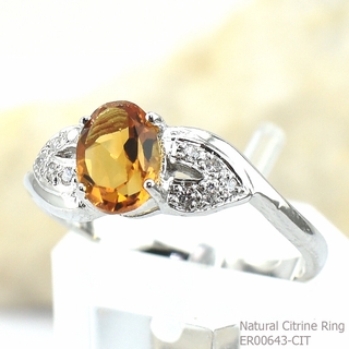 SKJewelryfactory แหวนเงินพลอยซิทรินแท้ สีเหลืองอร่าม ตัวเรือนเงินแท้ ER00643-CIT