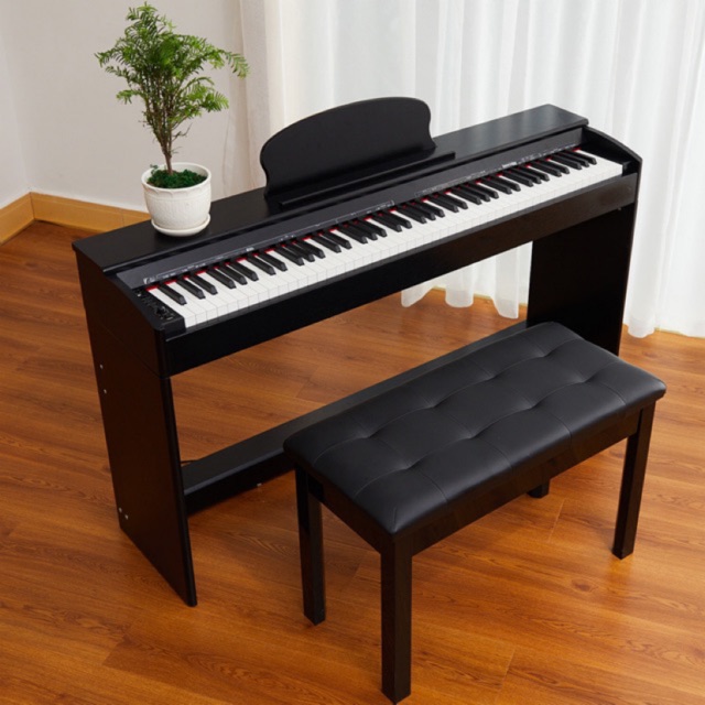เปียโนไฟฟ้า 88 คีย์  พร้อม Pedal 3 Pedal รุ่น M388