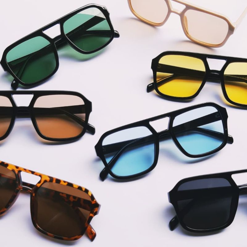 Hitam [Junior.ofc] กรอบแว่นกันแดด Classic Retro Aviator