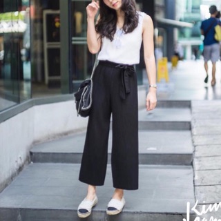 pleated bow pants