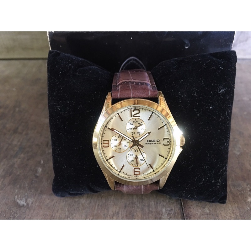 นาฬกา casio (มือสอง ของแท้)