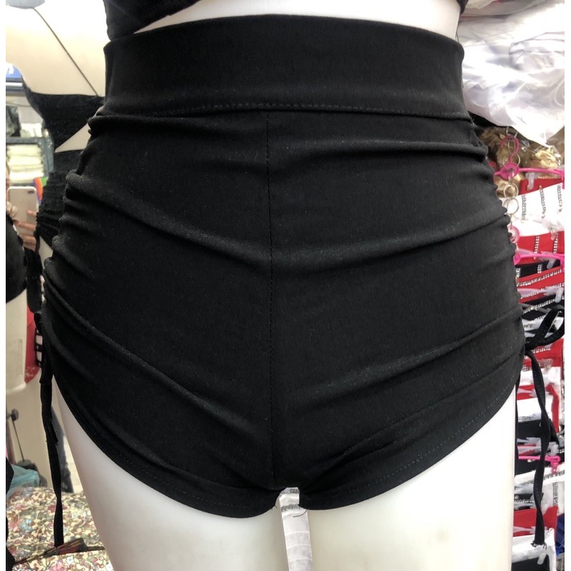 #กางเกงขาสั้นเอวสูง ตกแต่งด้านข้างด้วยเชือกไว้สำหรับรูดด้านข้างผ้ายืด#