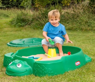 Little Tikes Turtle Sandbox 🇺🇸 กระบะทรายเด็ก รูปเต่า มีฝาปิด ผลิตและนำเข้าจาก USA วัสดุเกรดคุณภาพ ตากแดดไม่ซีดไม่กรอบ