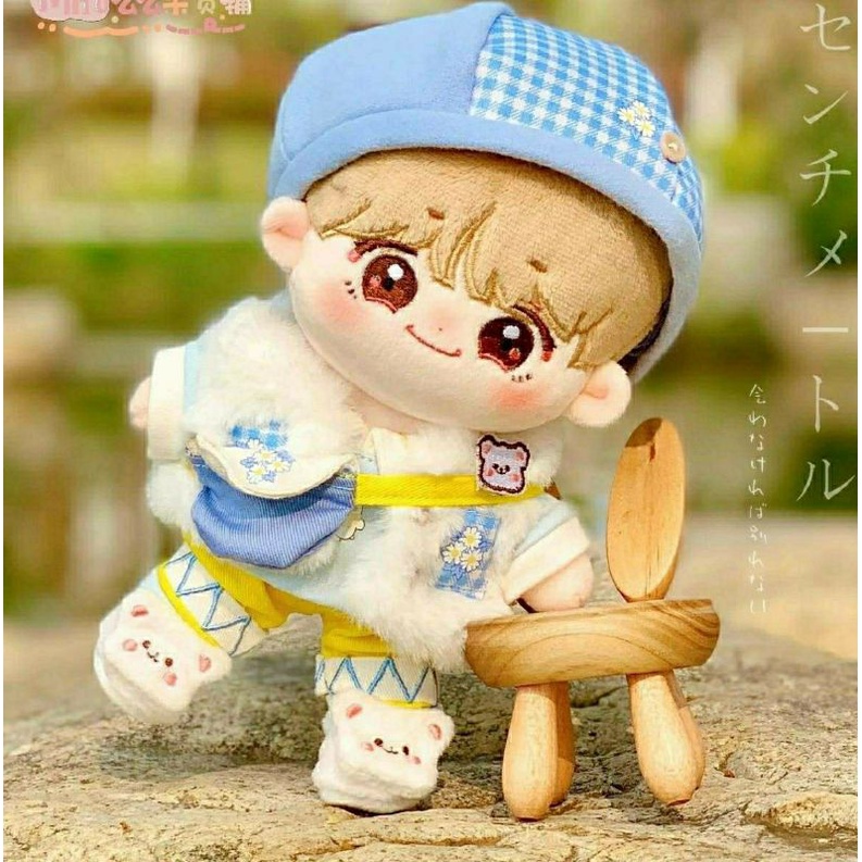 ชุดตุ๊กตาพร้อมส่ง 20 cm