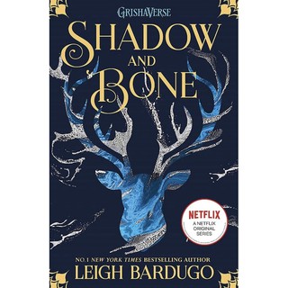 หนังสือภาษาอังกฤษ Shadow and Bone (The Shadow and Bone Trilogy, 1) Netflix Original Series by Leigh Bardugo พร้อมส่ง