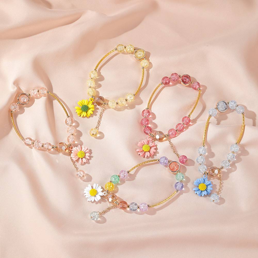 กำไรข้อมือ สร้อยข้อมือ ลูกปัดคริสตัล ประดับจี้ลายน่ารัก(พร้อมส่งจากไทย)