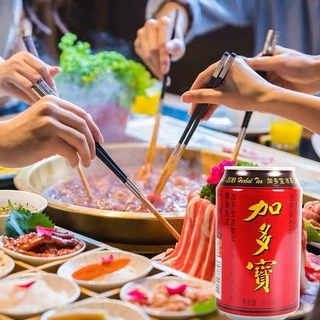 เครื่องดื่มสมุนไพร จาโตเป่า(加多宝 ）ขนาด 310 ml เป็นเครื่องดื่มสมุนไพรชาที่มีสรรพคุณช่วยแก้ร้อนใน คลายร้อน กระหายน้ำ เติมคว
