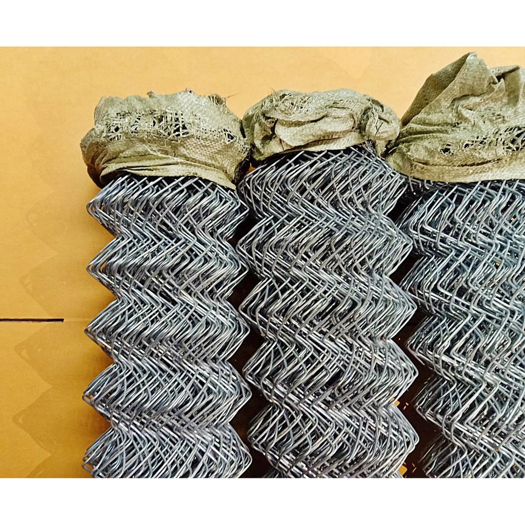 ลวดตาข่ายเหล็กถัก ยาว10m.ลวดตะแกรงเหล็ก ตาข่ายล้อมรั้ว ลวดตาข่ายเหล็กถัก Chain link ช่องตา 2 นิ้ว - รูปที่ 4
