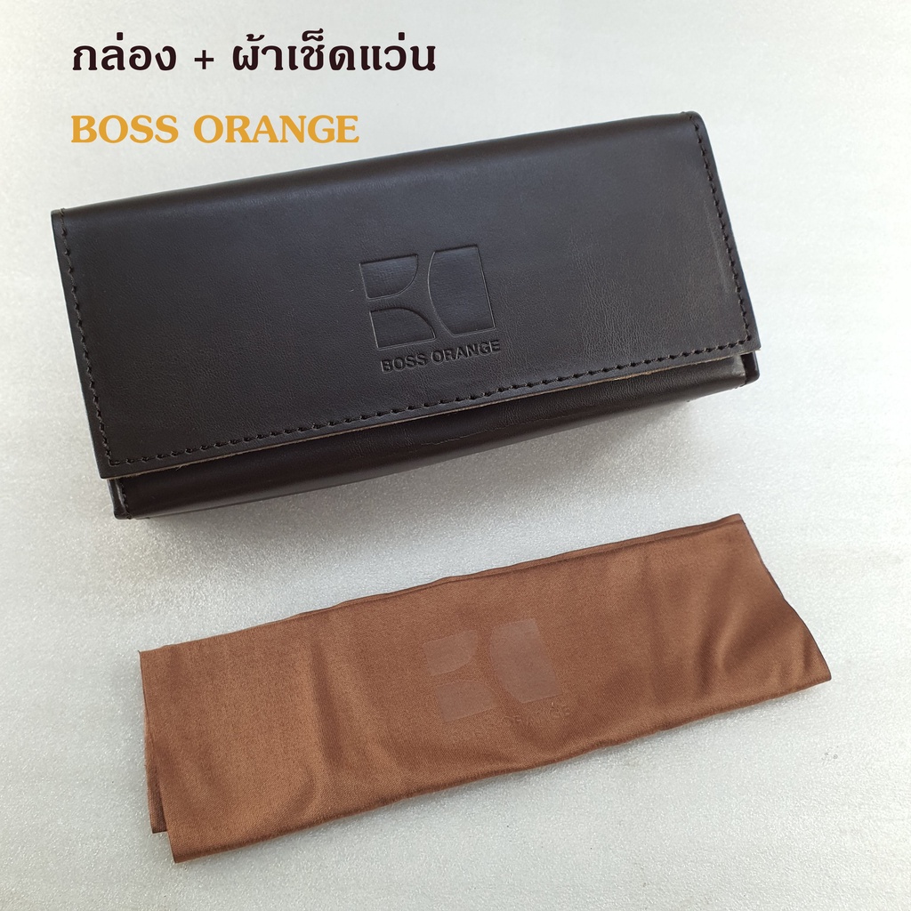 กล่องแว่น BOSS Orange พร้อมผ้าเช็ดแว่น Hugo Boss