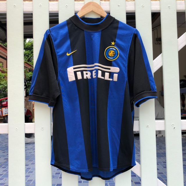 เสื้อบอล inter milan 2001 แท้