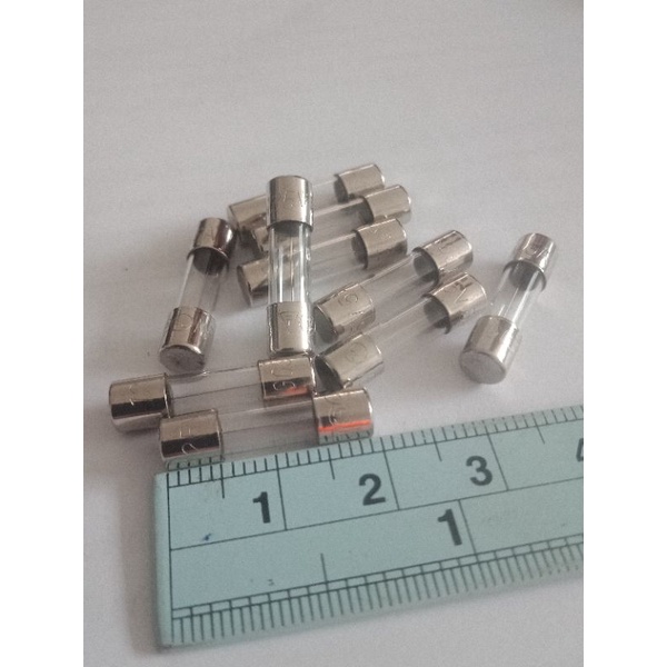 FUSE 5A 125VAC F5A 125V F 5A 125V หลอดแก้ว ไส้ตรง (แพ็ค10ตัว) ขนาด 20มิล ฟิวซ์ญี่ปุ่น 5Amp อย่างดี F