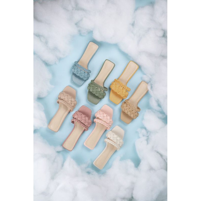 Lowi รองเท้าแตะ กระเป๋าโดย Local.id Daisy Caramel Vanilla Ivory Lily Jeans Vanilla Tera 39 40 41