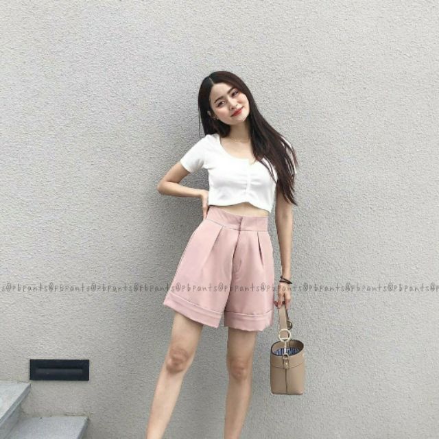 กางเกงขาสั้นเอวสูง จากร้าน pbpants