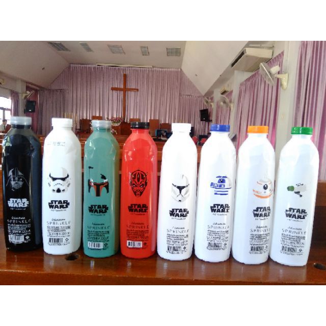 ลดพิเศษ น้ำดื่ม sprinkle star wars (มีน้ำไม่ได้เปิด)