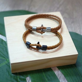 nn_braceletสายรัดข้อมือ RASTACLAT รหัส 020 สร้อยข้อมือหนังถักแบบกลมรวบสองเส้น ตัวล็อคเป็นสีดำ กับสีซิลเวอร์