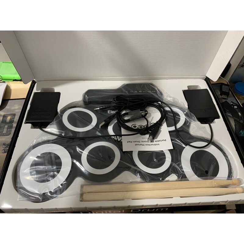 (แถมไม้กลอง)กลองไฟฟ้า กลองชุด 7 ชิ้น Electric Drum Pad Kit Digital Drum ทำจากซิลิโคนคุณภาพดี ขนาดบาง