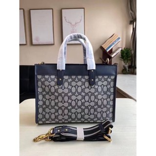 COACH FIELD TOTE 30 IN SIGNATURE JACQUARD