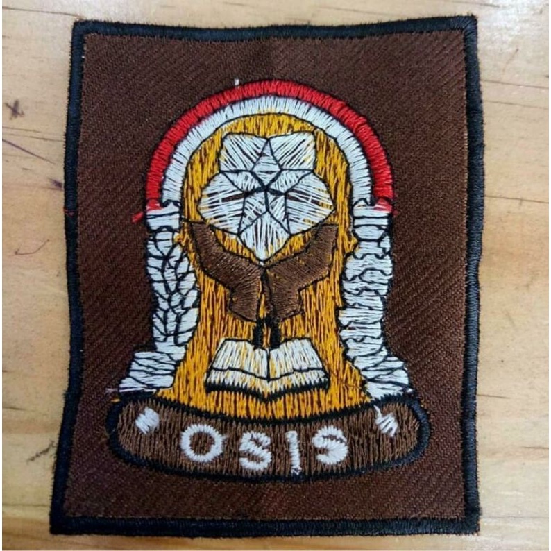 EMBROIDERED SCHOOL OSIS BED