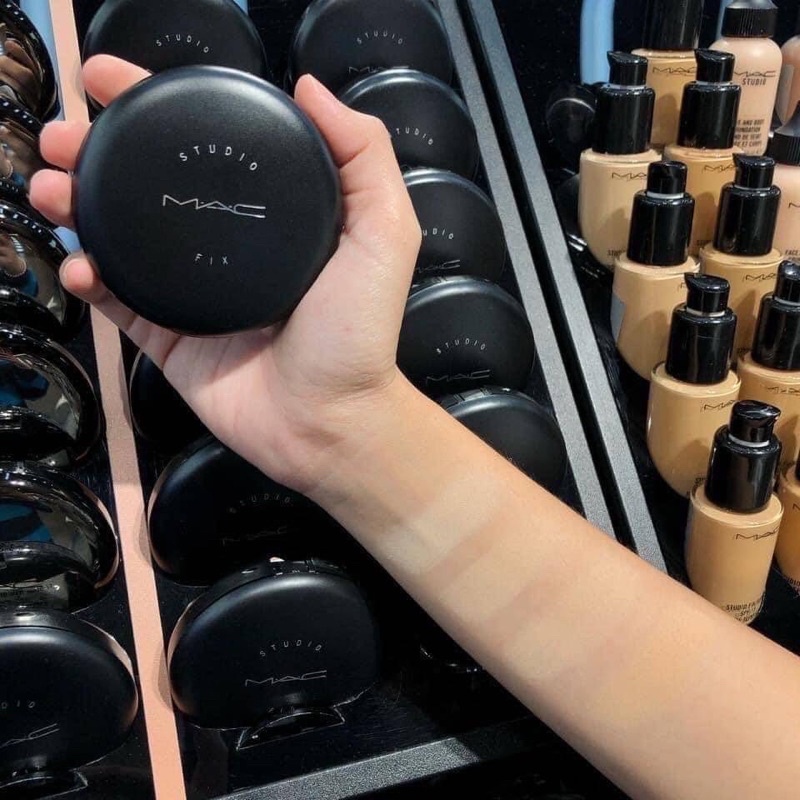 MAC Studio Fix Powder Plus Foundation