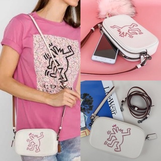 🎀 (สด-ผ่อน) กระเป๋าสะพายสีขาว 7.5 นิ้ว F28684 Coach crossbody with Keith Haring collection CHALK