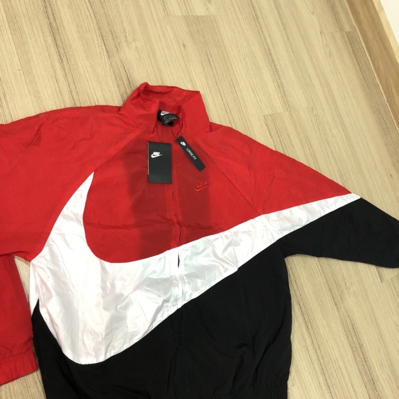 Promesa Hacer Desear NIKE BIG SWOOSH JACKET RED ของแท้💯 L พร้อมส่ง | Shopee Thailand