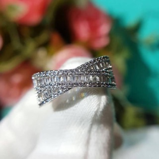 diamond Ring  แหวนเพชรสานปาเกส ครึ่งวง