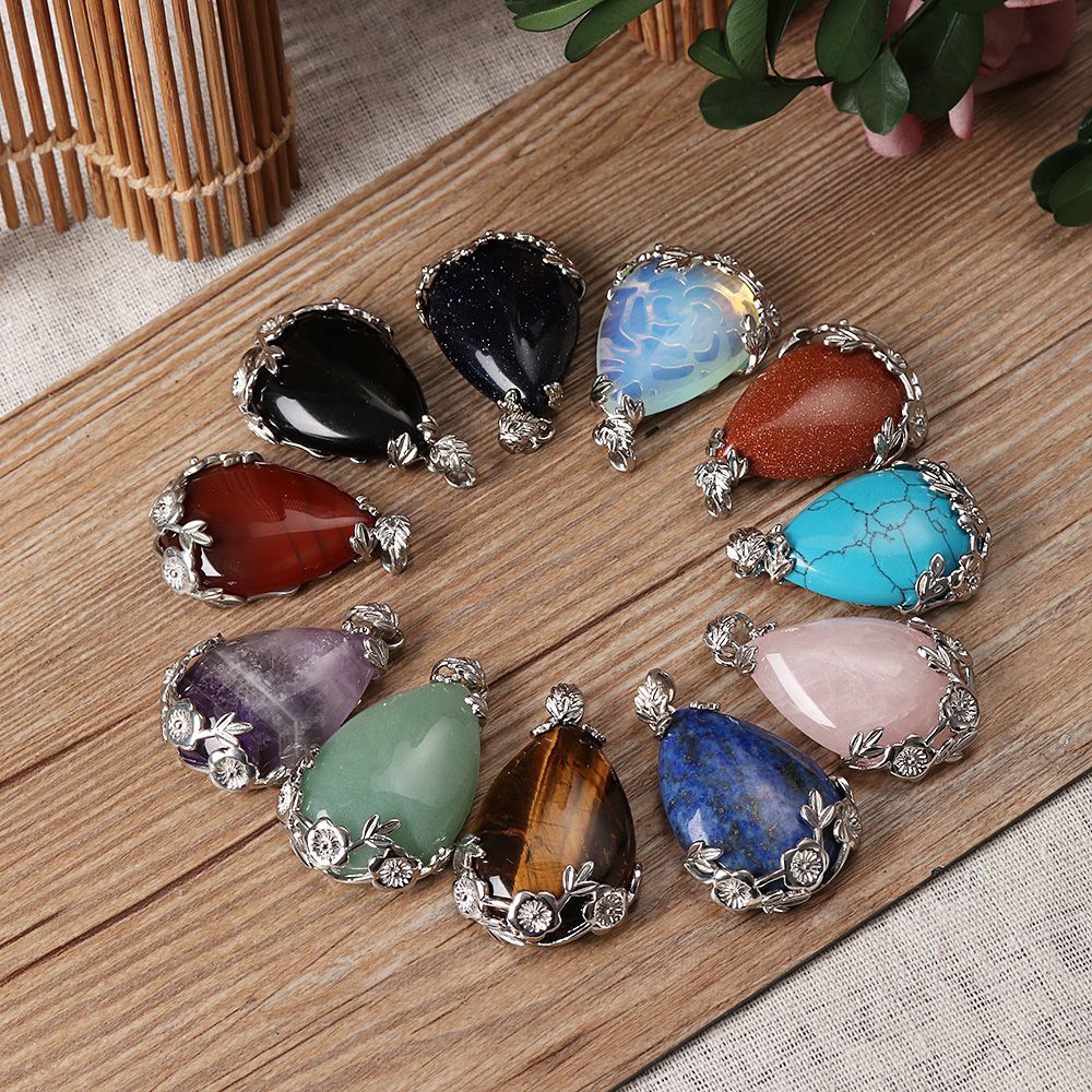 Natural quartz Crystal Gem Stone Chakra Point Healing Waterdrop Pendant Necklace